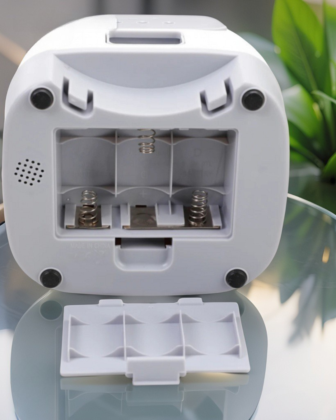 3.5L Total Control Over Your Pet's Feeding! Automatic Feeder With Wi-Fi & Voice Recorder.